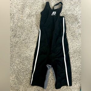 A3 Performance VICI Powerback women’s tech suits size 22. Black/silver
